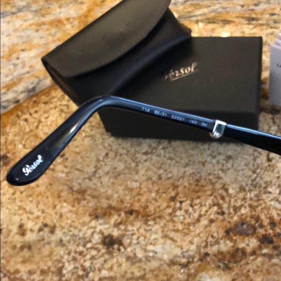 Persol 0714 Gloss Black Sunglasses - Picture 3 of 7